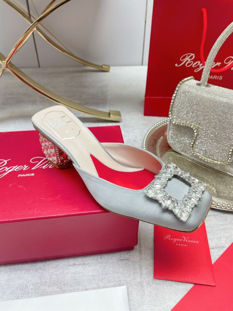 Roger Vivier flat shoes